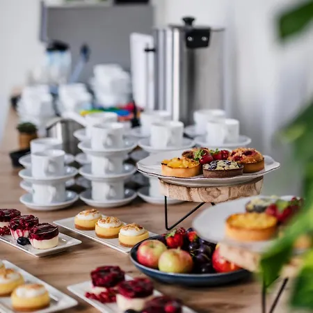 Convictus ホテル 4*