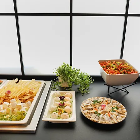 ホテル Convictus 4*